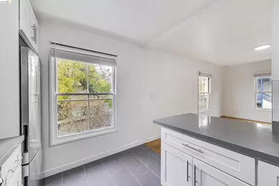 1207 University Ave, Berkeley, CA 94702 - Photo 25