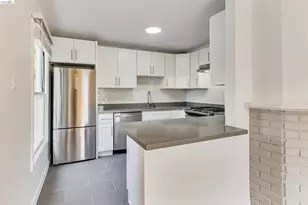1207 University Ave, Berkeley, CA 94702 - Photo 21