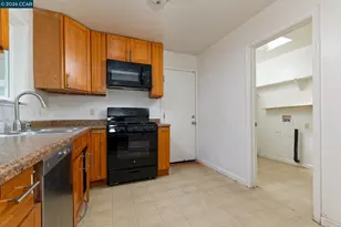 2980 Rollingwood Dr, San Pablo, CA 94806 - Photo 5