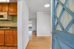 805 Calero St, Milpitas, CA 95035 - Photo 3