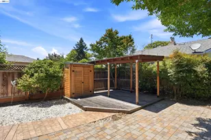 1095 Peach St, Alameda, CA 94501 - Photo 25