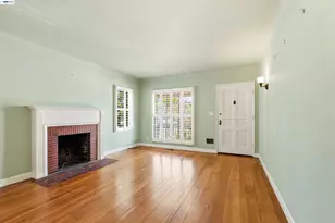 1095 Peach St, Alameda, CA 94501 - Photo 7