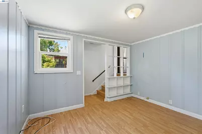 1095 Peach St, Alameda, CA 94501 - Photo 17