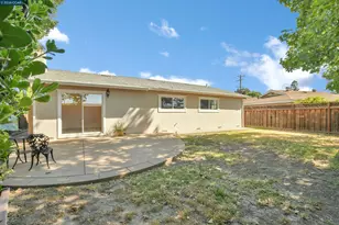 3555 Thunderbird Dr, Concord, CA 94520 - Photo 21