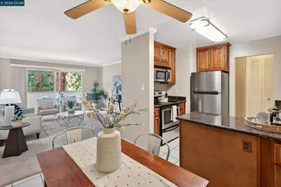 1699 Laguna #214, Concord, CA 94520 - Photo 15