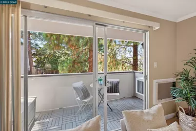 1699 Laguna #214, Concord, CA 94520 - Photo 9
