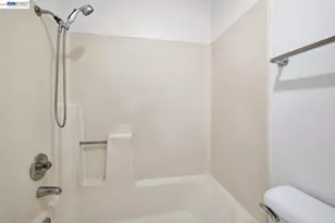 620 River Oak Way, Hayward, CA 94544 - Photo 23