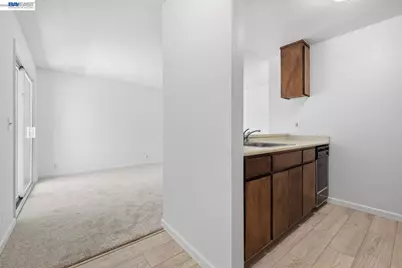 620 River Oak Way #81, Hayward, CA 94544 - Photo 9