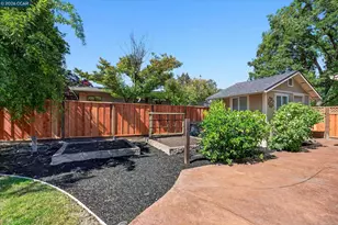 1721 Mendota Way, Walnut Creek, CA 94597 - Photo 27