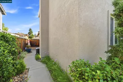 2037 Newton, Brentwood, CA 94513 - Photo 39