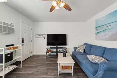2924 Elizabeth Ln, Antioch, CA 94509 - Photo 5