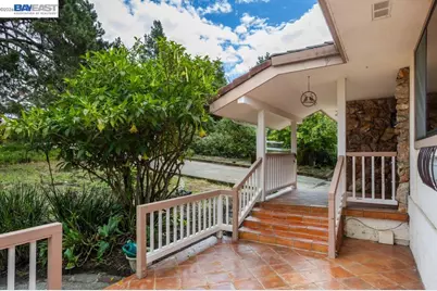 6727 Sunnyslope Ave, Castro Valley, CA 94552 - Photo 5