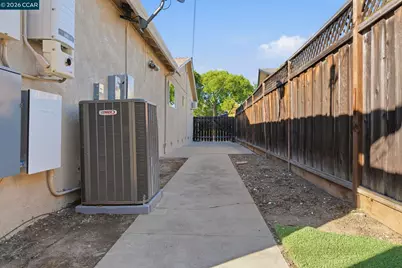 4242 Henning Dr, Concord, CA 94521 - Photo 59