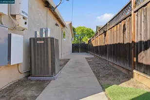 4242 Henning Dr, Concord, CA 94521 - Photo 59