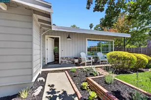 3250 Judith Ln, Lafayette, CA 94549 - Photo 3