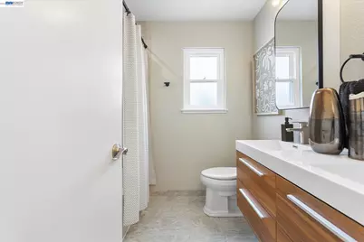 19252 Masterson Pl, Castro Valley, CA 94552 - Photo 39