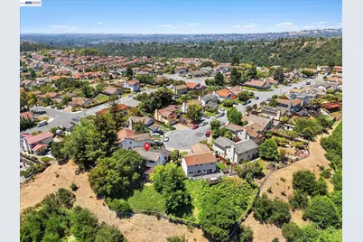 19252 Masterson Pl, Castro Valley, CA 94552 - Photo 77