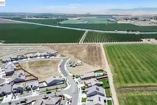 1893 Summit Dr, Los Banos, CA 93635 - Photo 19