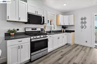 111 Garretson Ave, Rodeo, CA 94572 - Photo 17