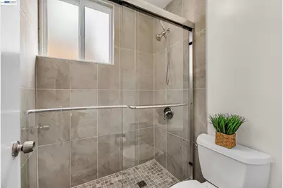 2 Panoramic Way #306, Berkeley, CA 94704 - Photo 17