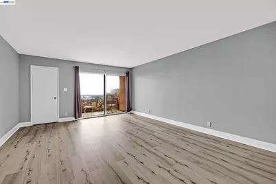 2 Panoramic Way #306, Berkeley, CA 94704 - Photo 5