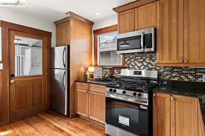 943 56th St, Oakland, CA 94608 - Photo 13