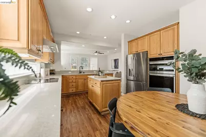 740 Emerald Hills Cir, Fairfield, CA 94533 - Photo 13