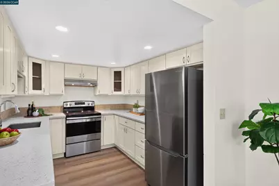 1707 Dalessi Dr, Pinole, CA 94564 - Photo 29