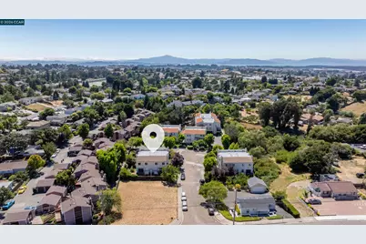 1707 Dalessi Dr, Pinole, CA 94564 - Photo 57