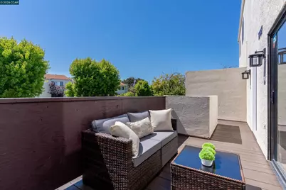1707 Dalessi Dr, Pinole, CA 94564 - Photo 9