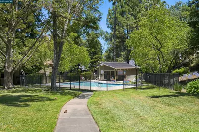 458 Eastgate Ln, Martinez, CA 94553 - Photo 49