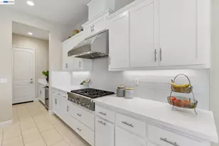 4203 Oak Knoll Dr, Dublin, CA 94568 - Photo 11