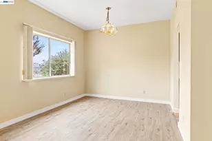 104 Bridgeview Ct, Crockett, CA 94525 - Photo 11