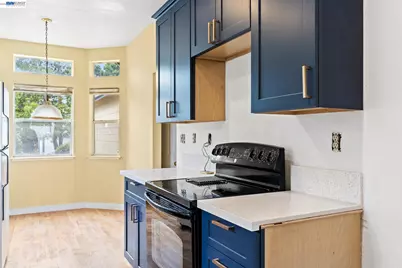 104 Bridgeview Ct, Crockett, CA 94525 - Photo 19