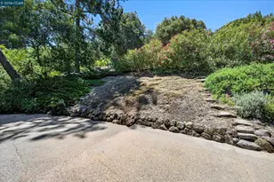 53 Sleepy Hollow Ln, Orinda, CA 94563 - Photo 29