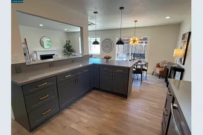 2755 Eastgate Ave, Concord, CA 94520 - Photo 3