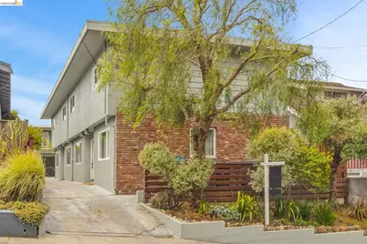 2207 Damuth St #1, Oakland, CA 94602 - Photo 1