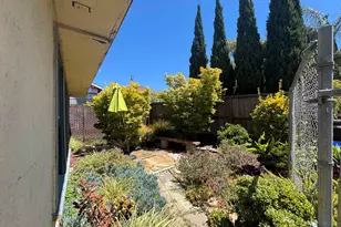 915 39th St, Oakland, CA 94608 - Photo 9