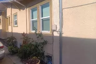 915 39th St, Oakland, CA 94608 - Photo 5