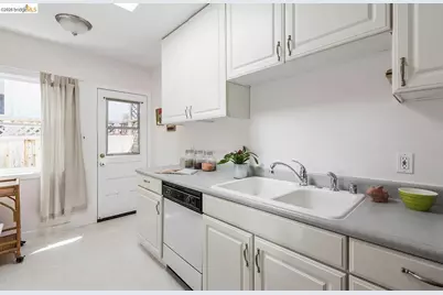 2444 Virginia #B, Berkeley, CA 94709 - Photo 21