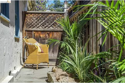 2444 Virginia #B, Berkeley, CA 94709 - Photo 37