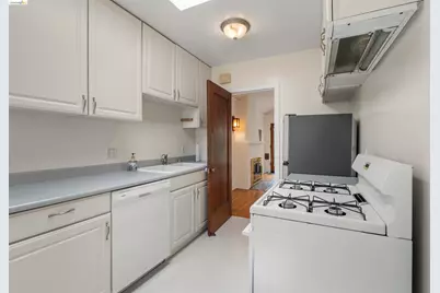 2444 Virginia #B, Berkeley, CA 94709 - Photo 25