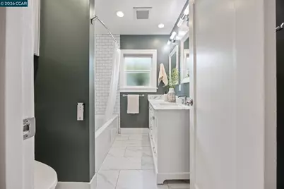 628 Poirier St, Oakland, CA 94609 - Photo 21