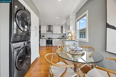 628 Poirier St, Oakland, CA 94609 - Photo 35