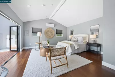 628 Poirier St, Oakland, CA 94609 - Photo 55