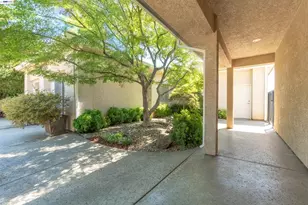 10055 Justamere Ln, Elk Grove, CA 95624 - Photo 31