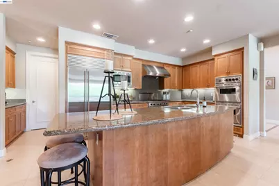 10055 Justamere Ln, Elk Grove, CA 95624 - Photo 17
