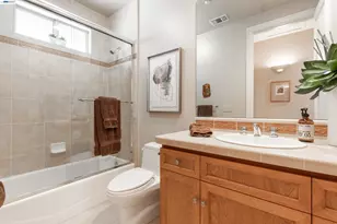 10055 Justamere Ln, Elk Grove, CA 95624 - Photo 23