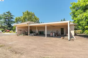 10055 Justamere Ln, Elk Grove, CA 95624 - Photo 59