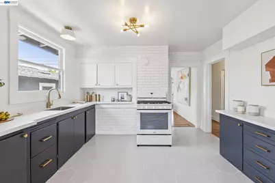 4220 Suter St, Oakland, CA 94619 - Photo 11
